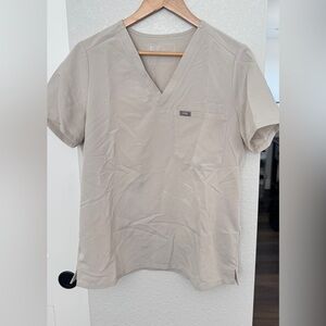 Figs women’s bone V-Neck one pocket Scrub Top